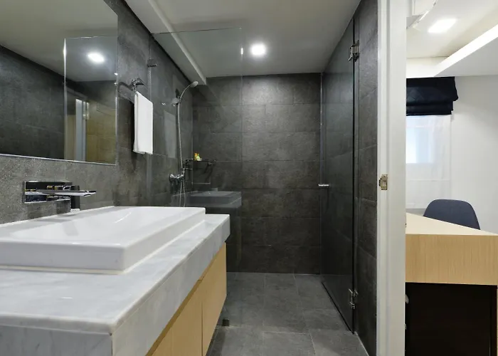 Icheck Sukhumvit 19 3* 방콕